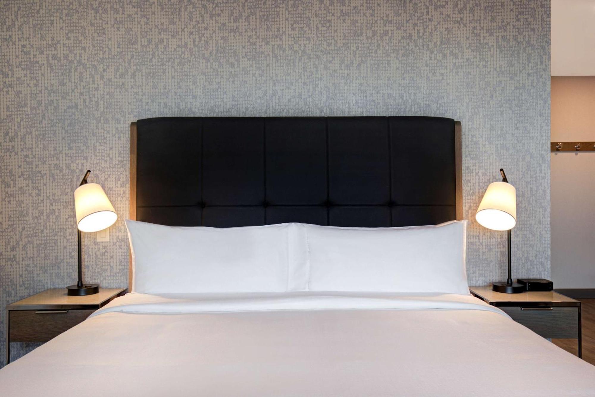 Homewood Suites By Hilton Montreal Downtown Esterno foto