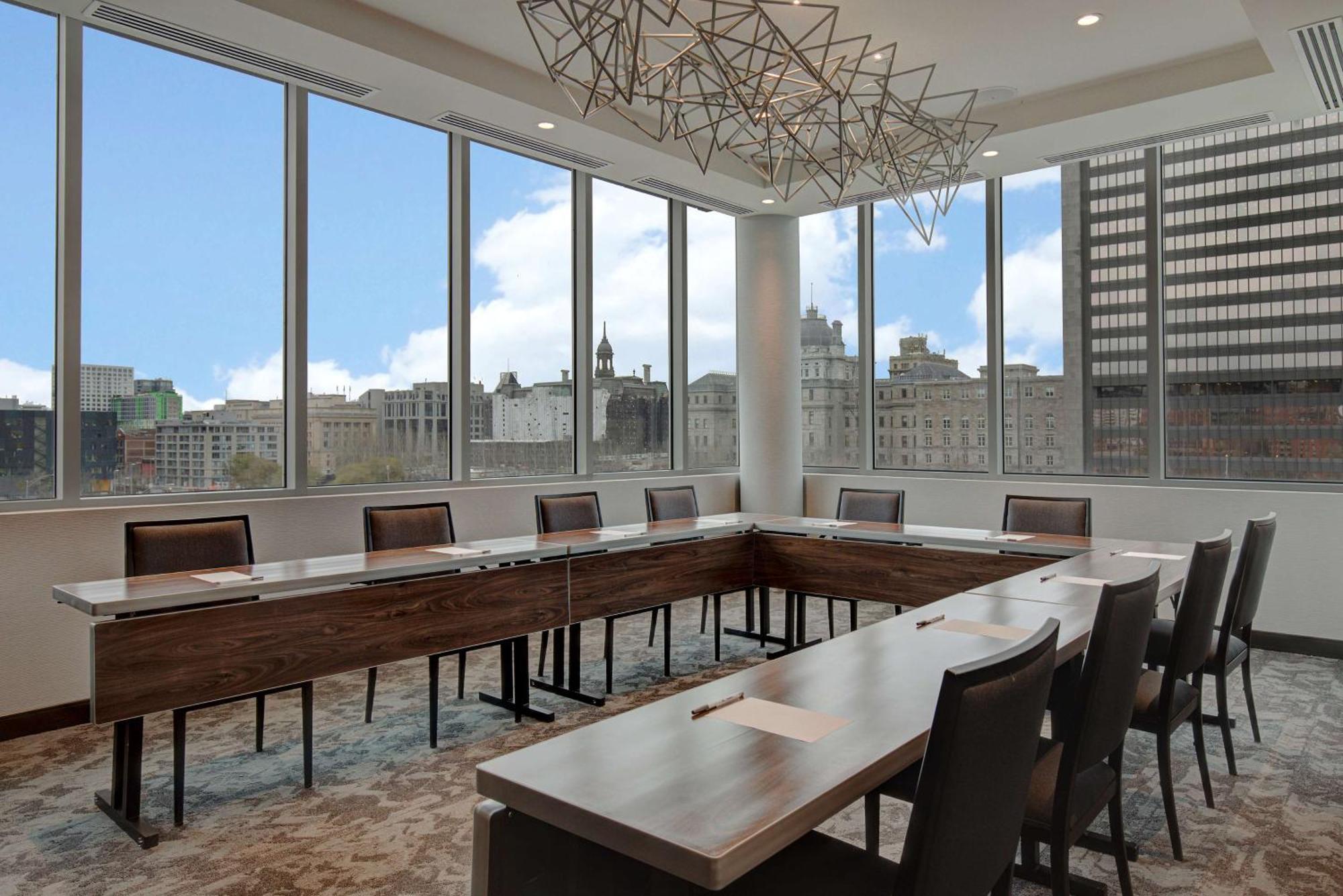 Homewood Suites By Hilton Montreal Downtown Esterno foto
