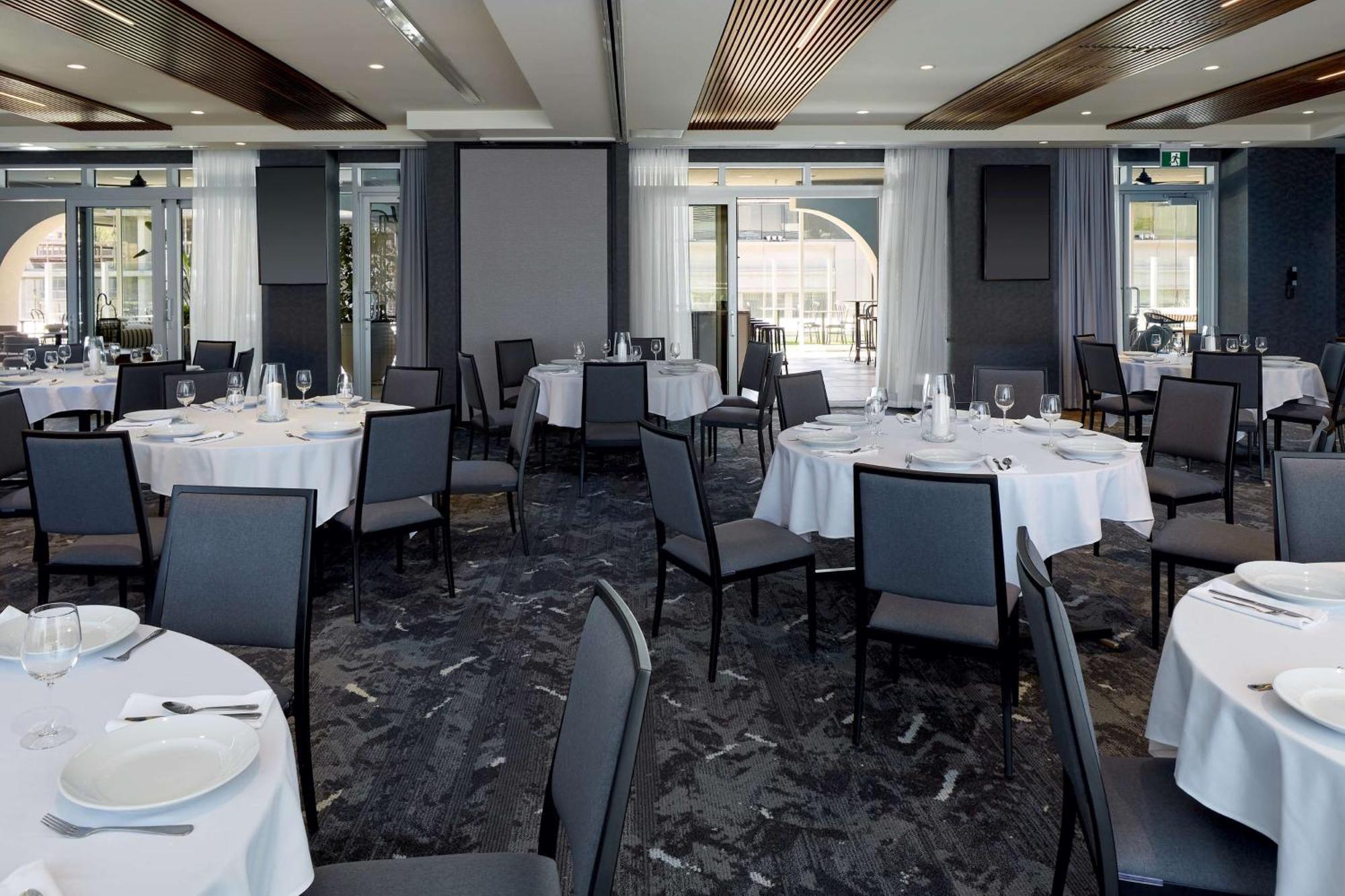Homewood Suites By Hilton Montreal Downtown Esterno foto