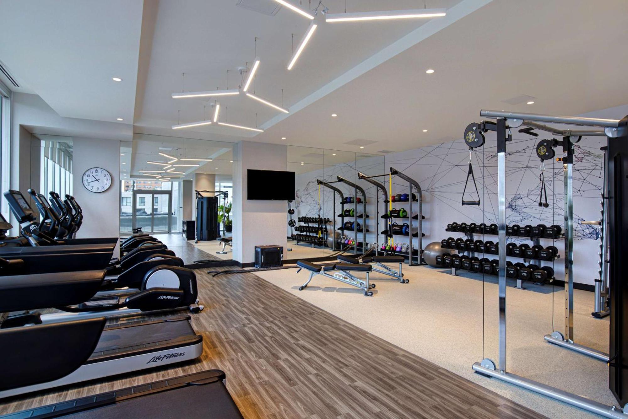 Homewood Suites By Hilton Montreal Downtown Esterno foto
